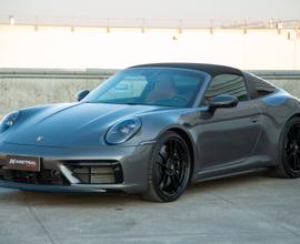 Porsche 911 Targa 4 GTS Exclusive Manufaktur Full 