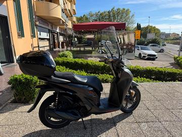 HONDA SH 150 TUTTO INCLUSO ANCHE PASSAGGIO! MINI