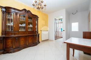 3 LOCALI A RIVOLI