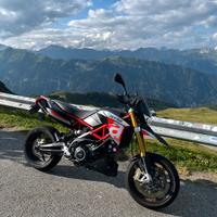 Aprilia Dorsoduro 900 A3