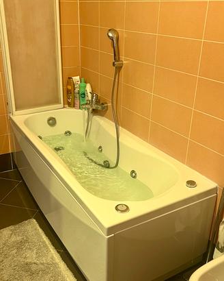 Vasca idromassaggio 170x70 cm