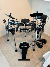 Batteria elettronica ALESIS DM7X con pelli mesh⁸
