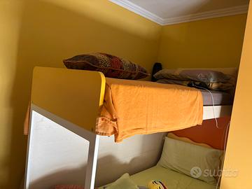 letto a castello con cassoni