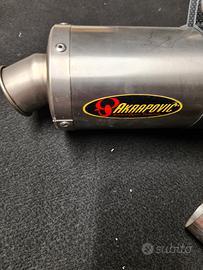 Silenziatore akrapovic honda cbr 1000 2004/05