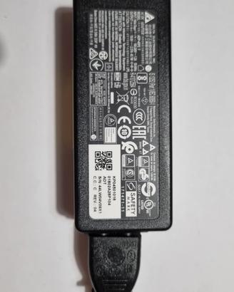 Alimentatore 19V 2.37A 45.1W  DELTA ELECTRONICS