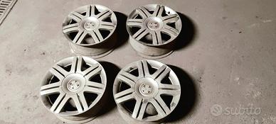 Cerchi in lega VW Passat 17