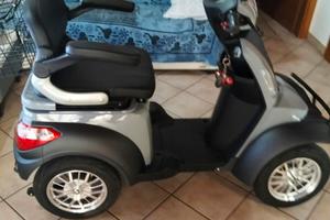 Scooter elettrico 4 ruote per disabili