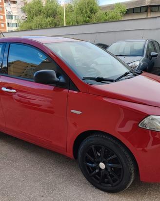 Lancia Ypsilon 1.2 Benzina