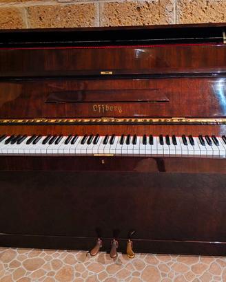 Pianoforte  p r o n t o  x suonare. (piano terra)