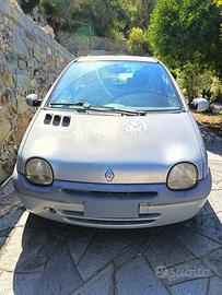 RENAULT. TWINGO 1.2 I CAT E del 2001