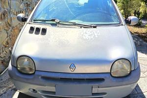 RENAULT. TWINGO 1.2 I CAT E del 2001