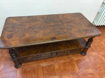 Tavolino in radica