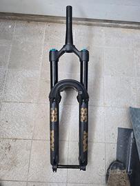 Forcella fox float 38 29'