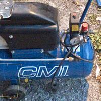 Compressore aria perfetto ITALY pronto uso 220Volt