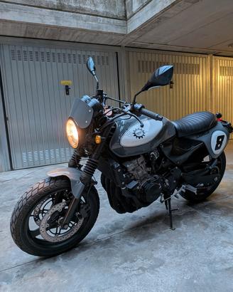 Honda hornet 