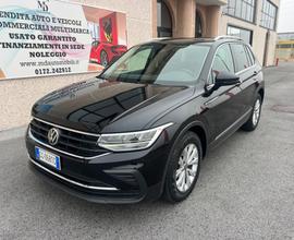 VOLKSWAGEN Tiguan 2.0 TDI SCR Life NUOVO MODELLO I