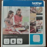 etichettarice bother touch cube