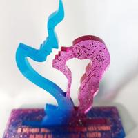 statua Lui& Lei in resina con frase biblica