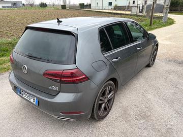 Volkswagen Golf VII Executive 1.4 TGI a metano