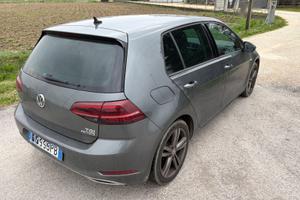 Volkswagen Golf VII Executive 1.4 TGI a metano