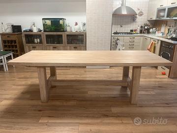 🪵 Tavolo in legno massello – 240 x 90 x 75 cm