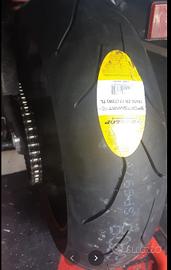 Pneumatici MOTO pista MAI USATE dot recente