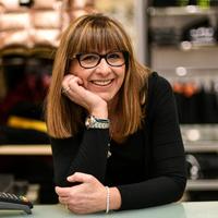 Signora referenziata e automunita disponibile