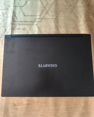 GIGABYTE Gaming Laptop