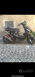 yamaha aerox 50(blocco nuovo 700km)