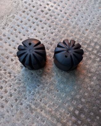 Gommini abbasso sella bmw r 1200 gs