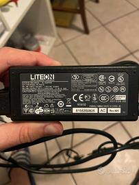 Alimentatore 19V 3.42A 65W