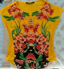 T-shirt floreale Zara