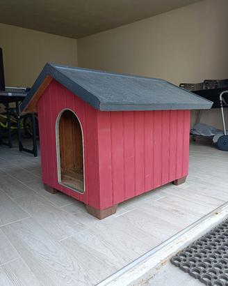 cuccia per cane in legno 