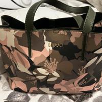 Borsa e portafoglio LIU JO