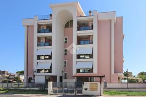 3 LOCALI A ALBA ADRIATICA