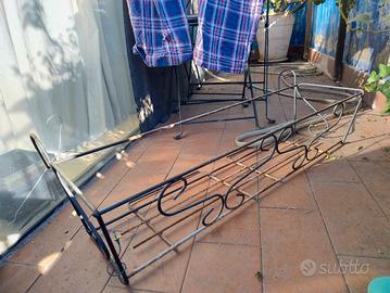 fioriera/ porta vaso da balcone