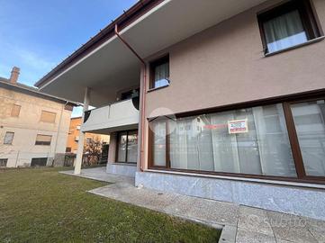 2 LOCALI A SARRE