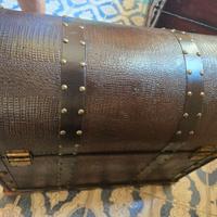 Bauletto antico in eco pelle in eccellenti condizi