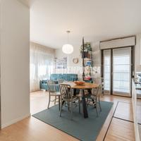 ELEGANTE QUADRILOCALE RISTRUTTURATO