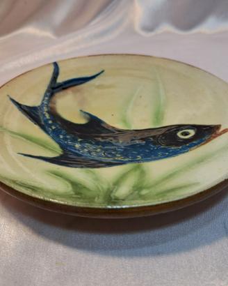 Piatto decorativo con pesce in ceramica Puigdemont