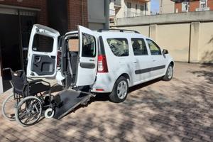 Dacia trasporto disabili pianale ribassato