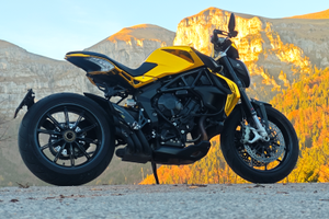 MV Agusta Dragster 2017