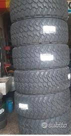 33 12.5 18 toyo nuove