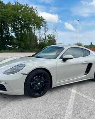 Porsche 718 cayman
