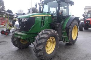 Trattore JOHN DEERE 6110 RC