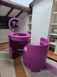 Toilette trucco rotonda richiudibile con specchio