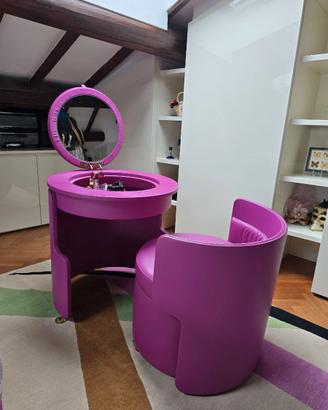 Toilette trucco rotonda richiudibile con specchio