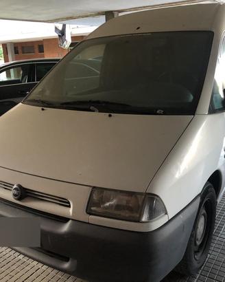 Fiat scudo el