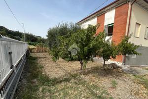 BIFAMILIARE A VERUCCHIO