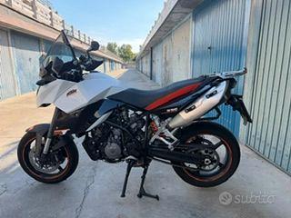 KTM 990 SMT ABS – 2013 – 69.000 km